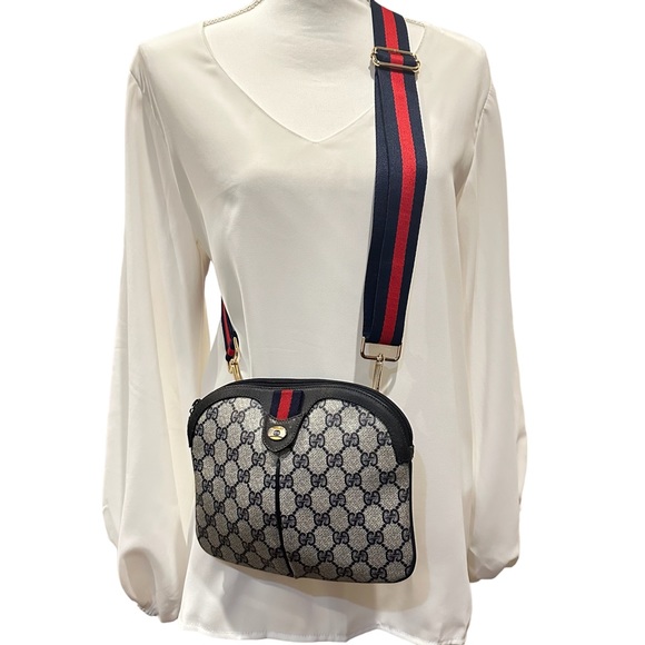 💝SOLD💝Gucci Monogram Supreme Ophidia Crossbody - Picture 2 of 14